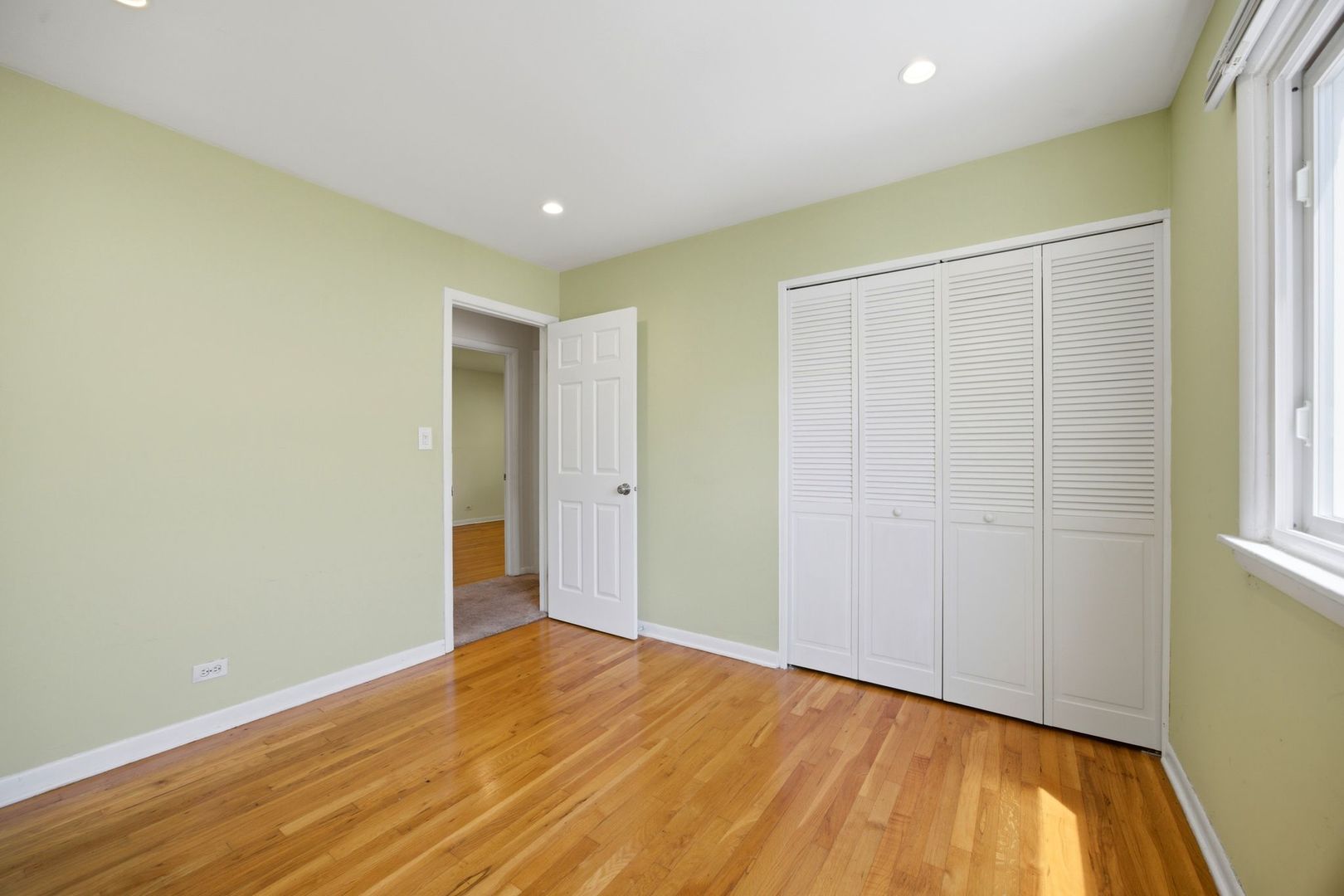 1142 Brighton Place
