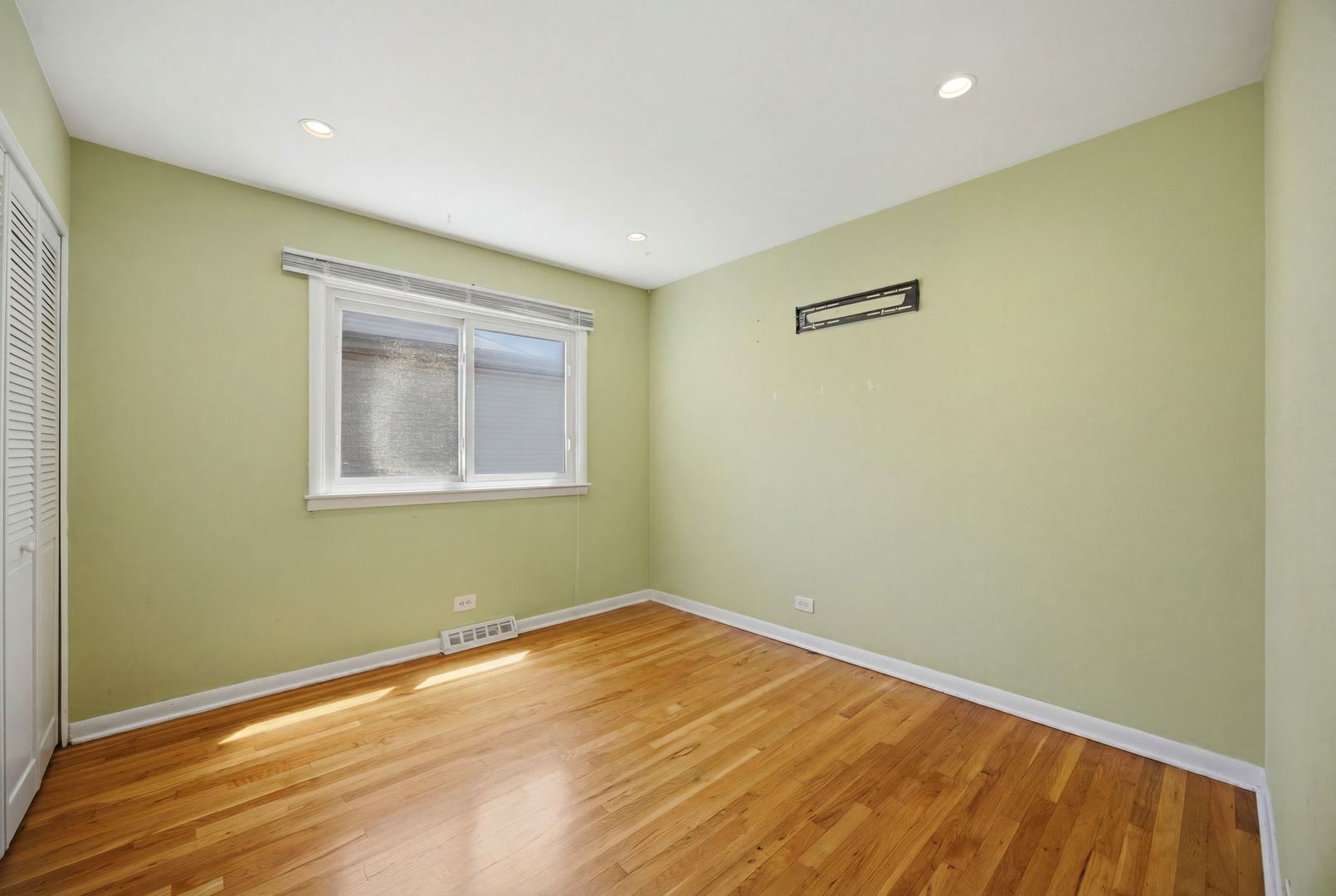 1142 Brighton Place