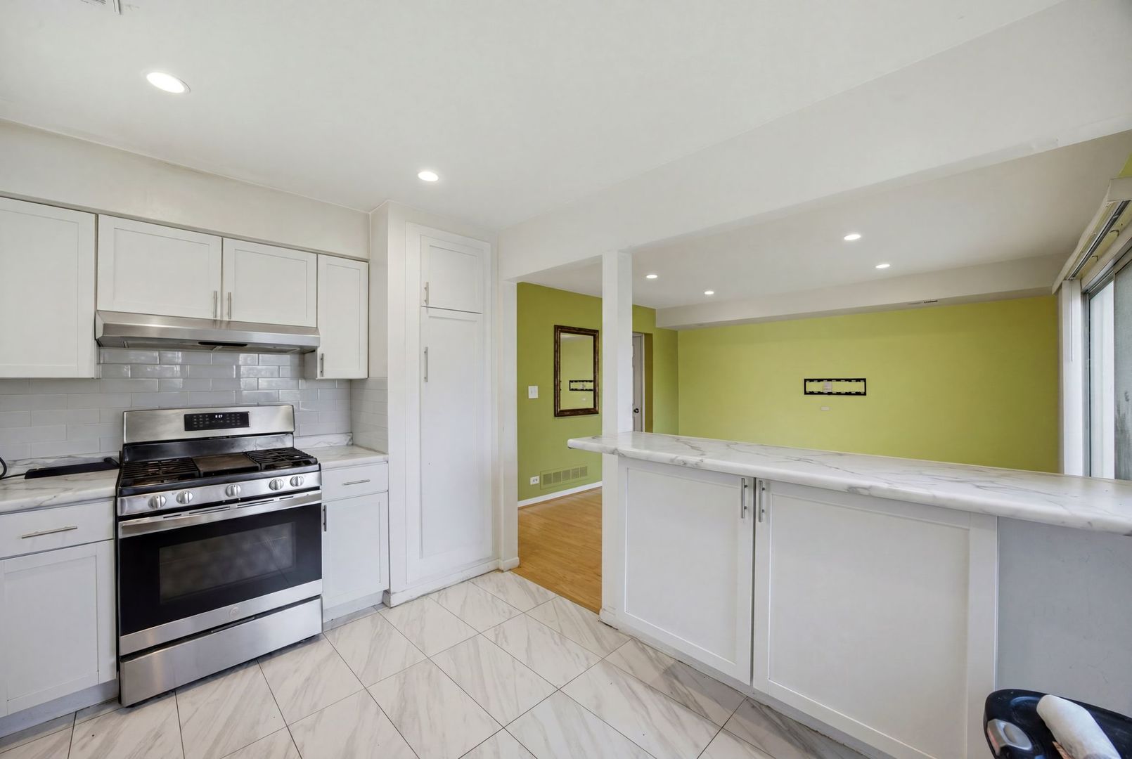1142 Brighton Place