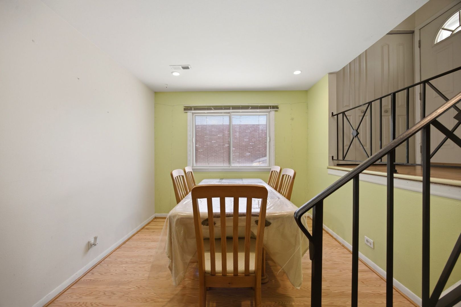 1142 Brighton Place