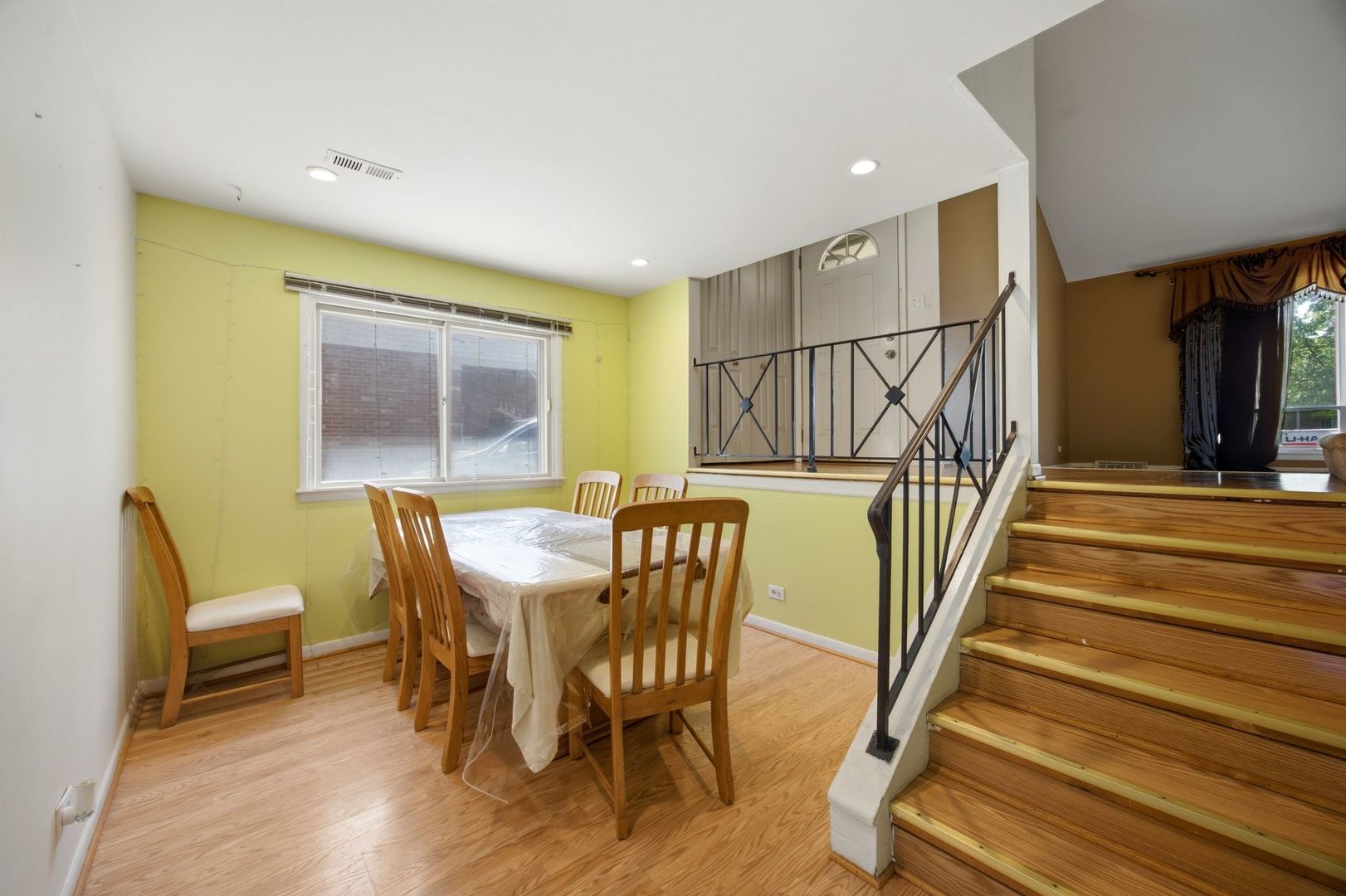1142 Brighton Place