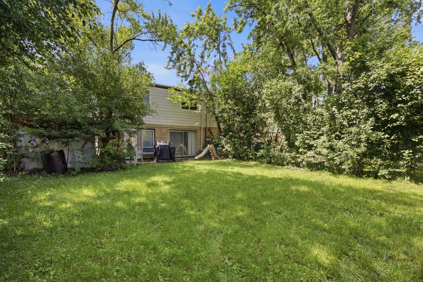 1142 Brighton Place