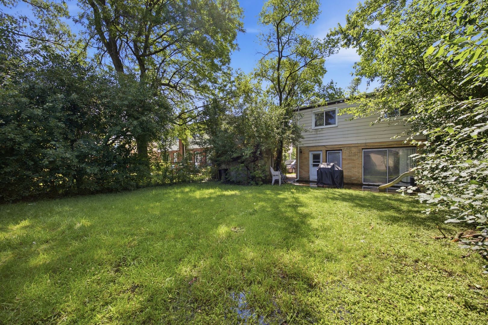 1142 Brighton Place