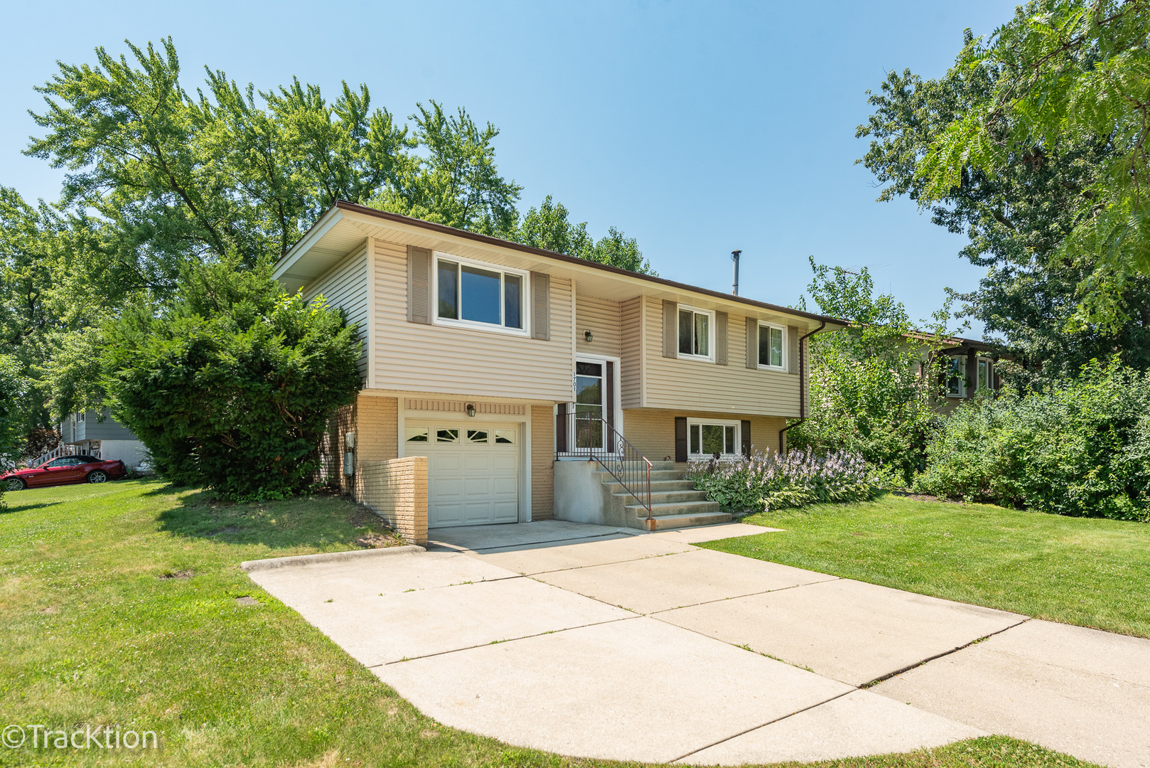 1701 Hartmann Drive