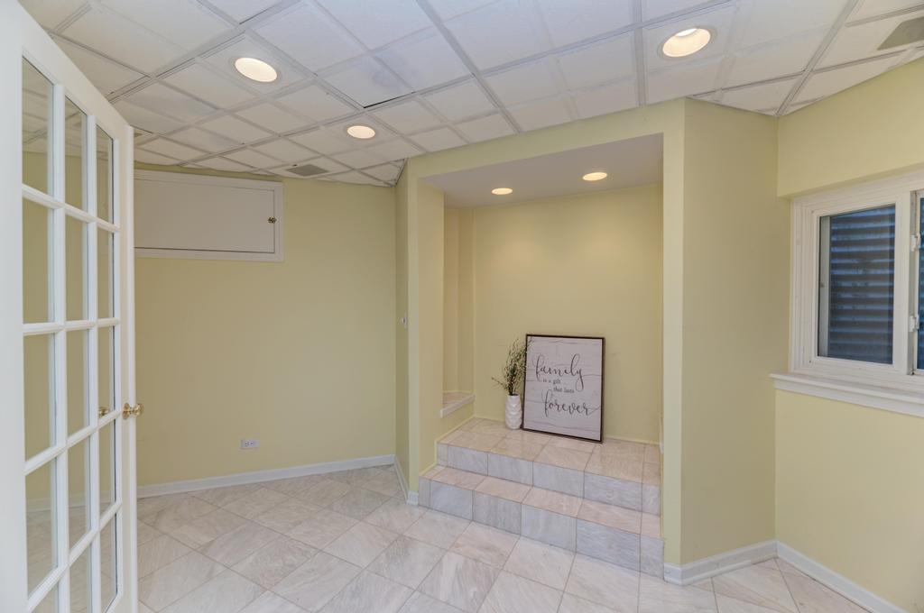 1500 Royal Oak Road