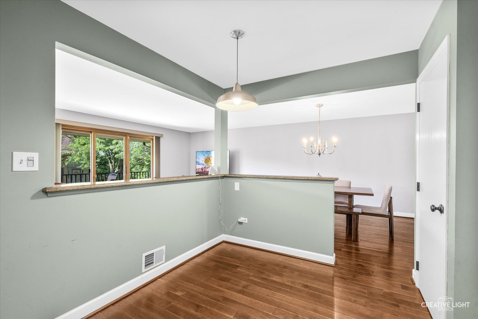 8316 Woodland Drive Unit: 5