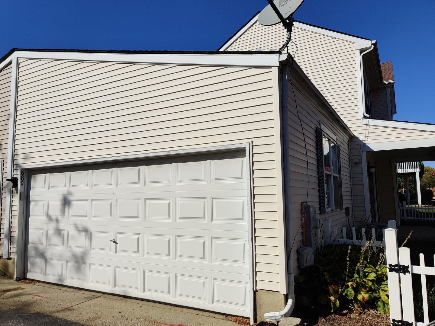 889 Symphony Drive