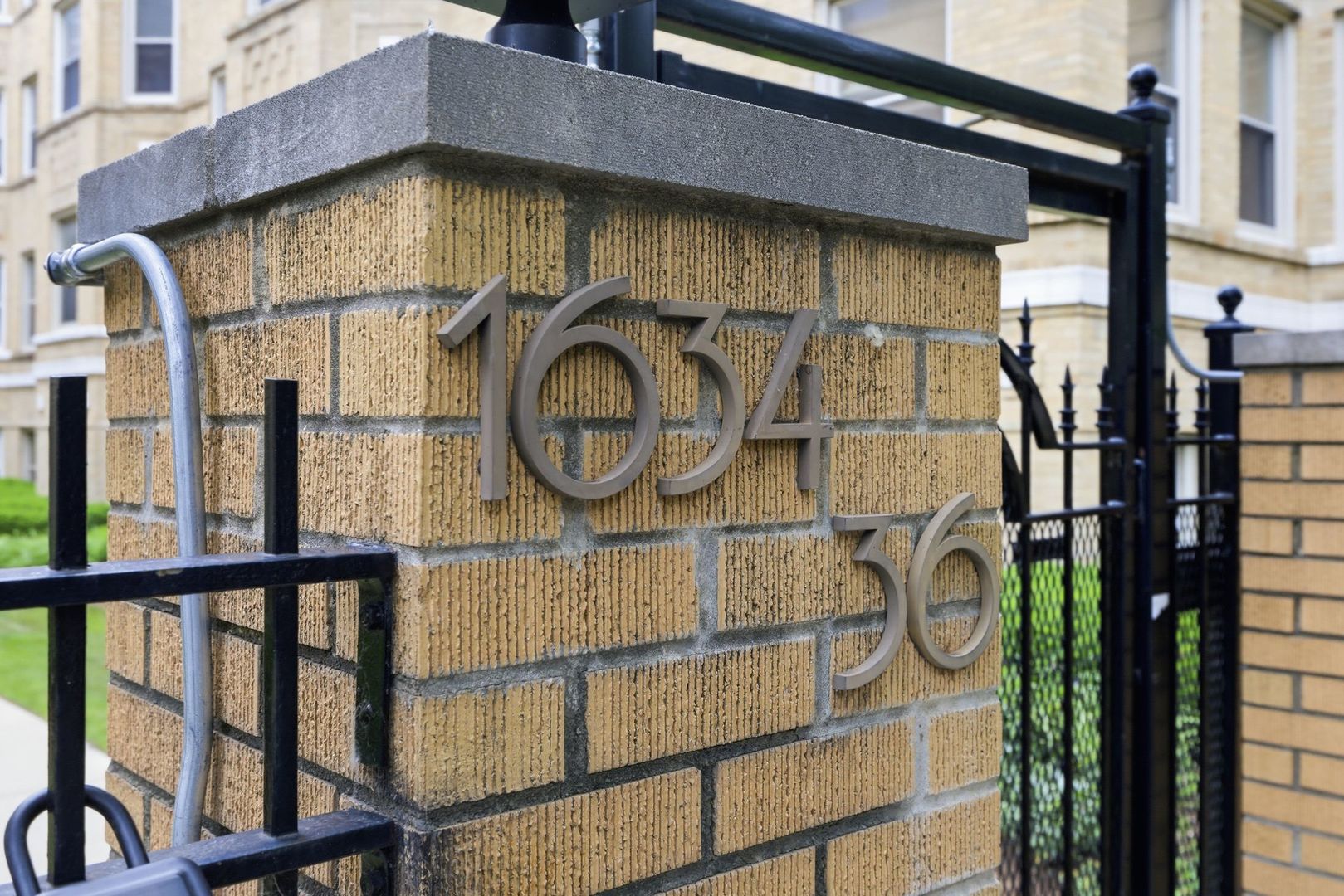 1634 W Columbia Avenue Unit: 1N