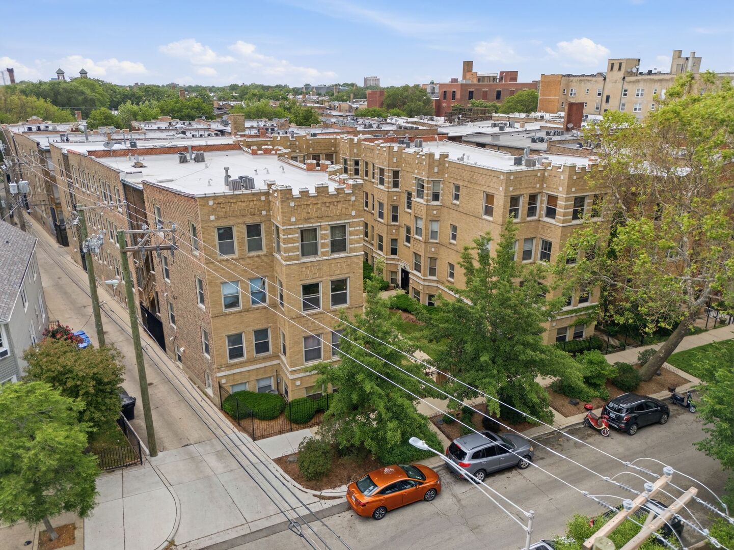 1634 W Columbia Avenue Unit: 1N