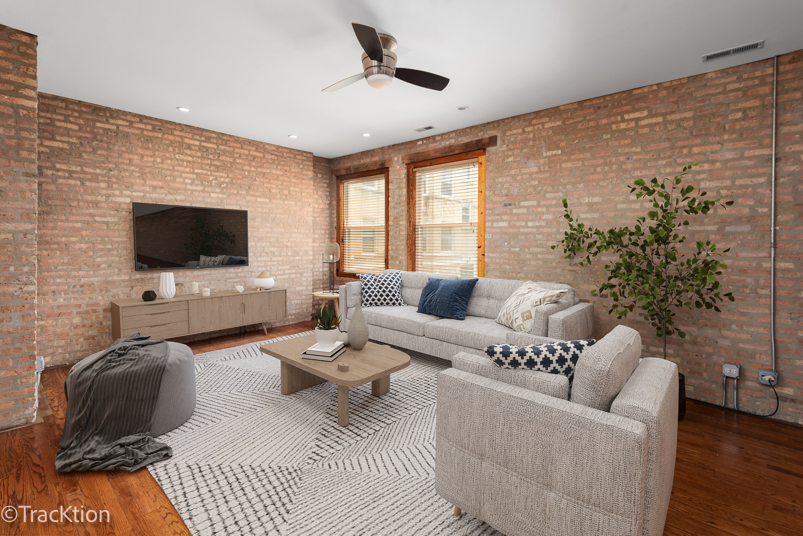 1634 W Columbia Avenue Unit: 1N