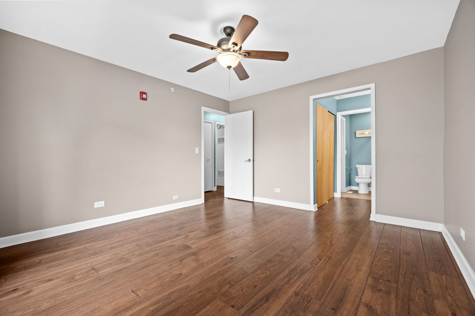 7050 Newport Drive Unit: 101