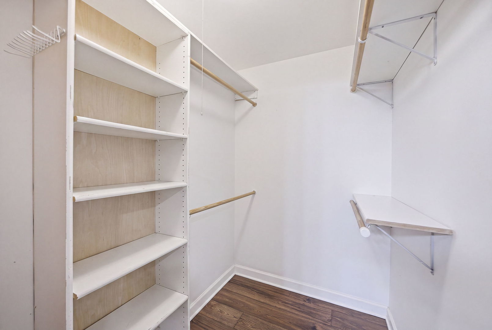 7050 Newport Drive Unit: 101