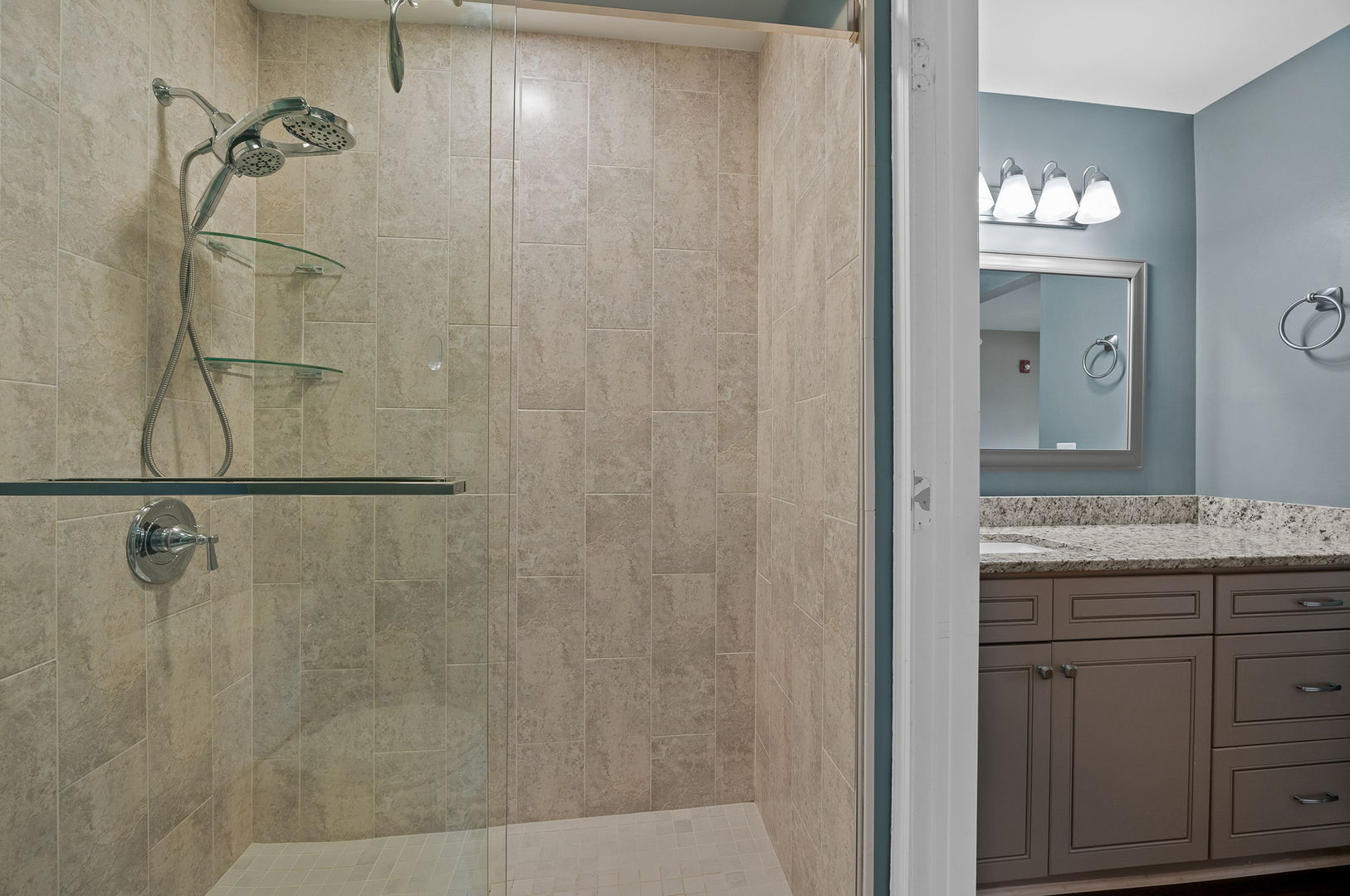 7050 Newport Drive Unit: 101
