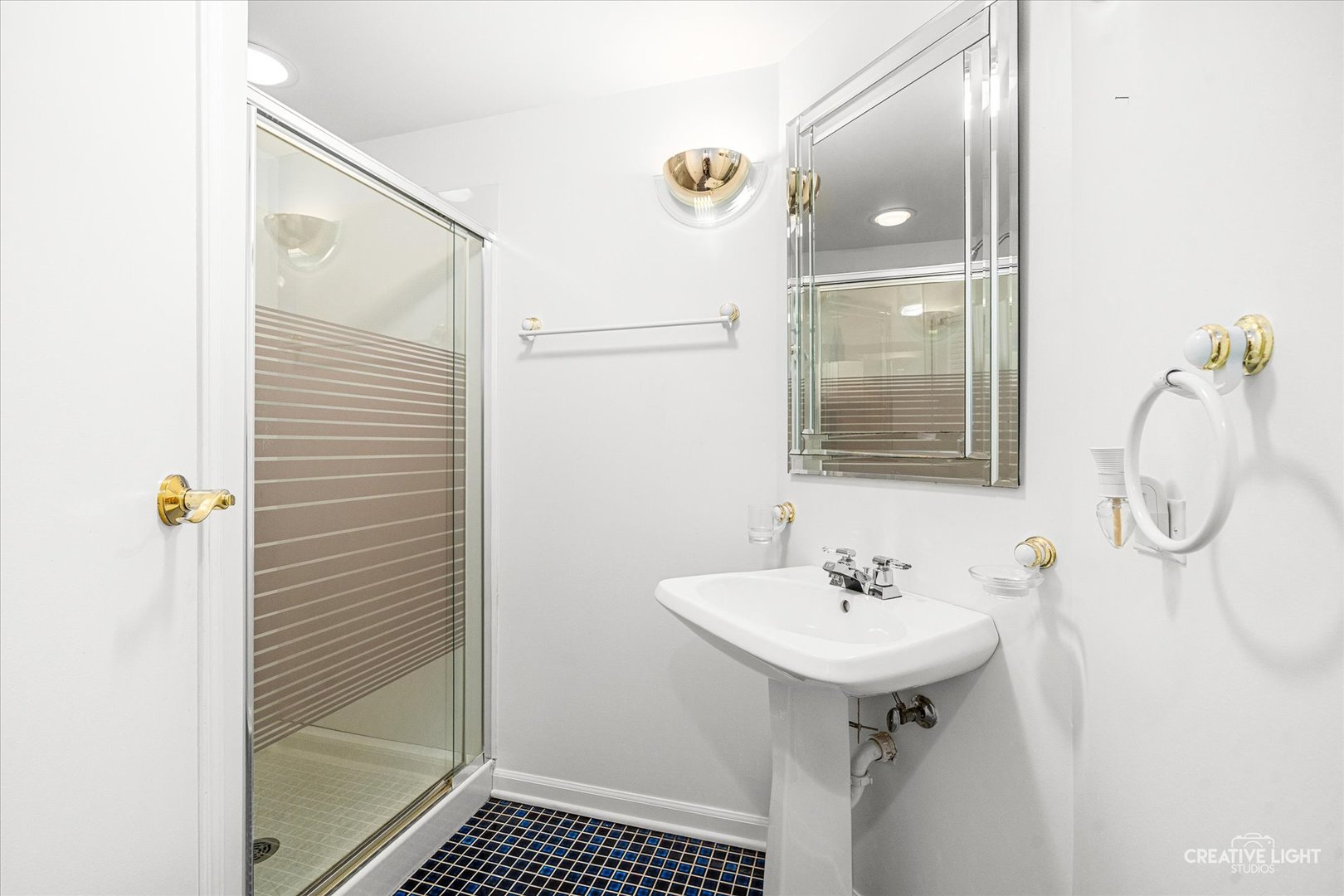 2277 Ridgewood Road
