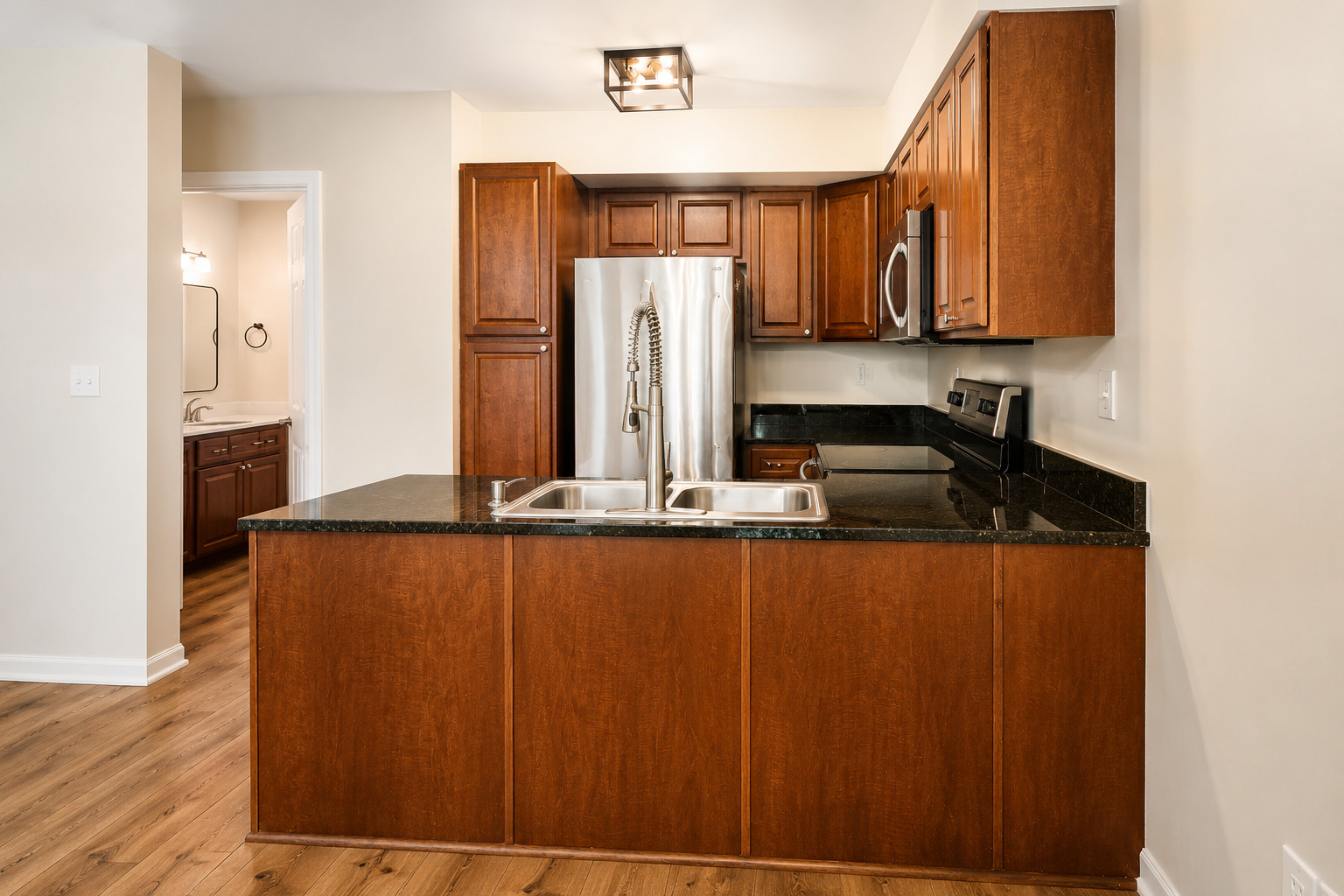 1516 W Jefferson Avenue Unit: JF