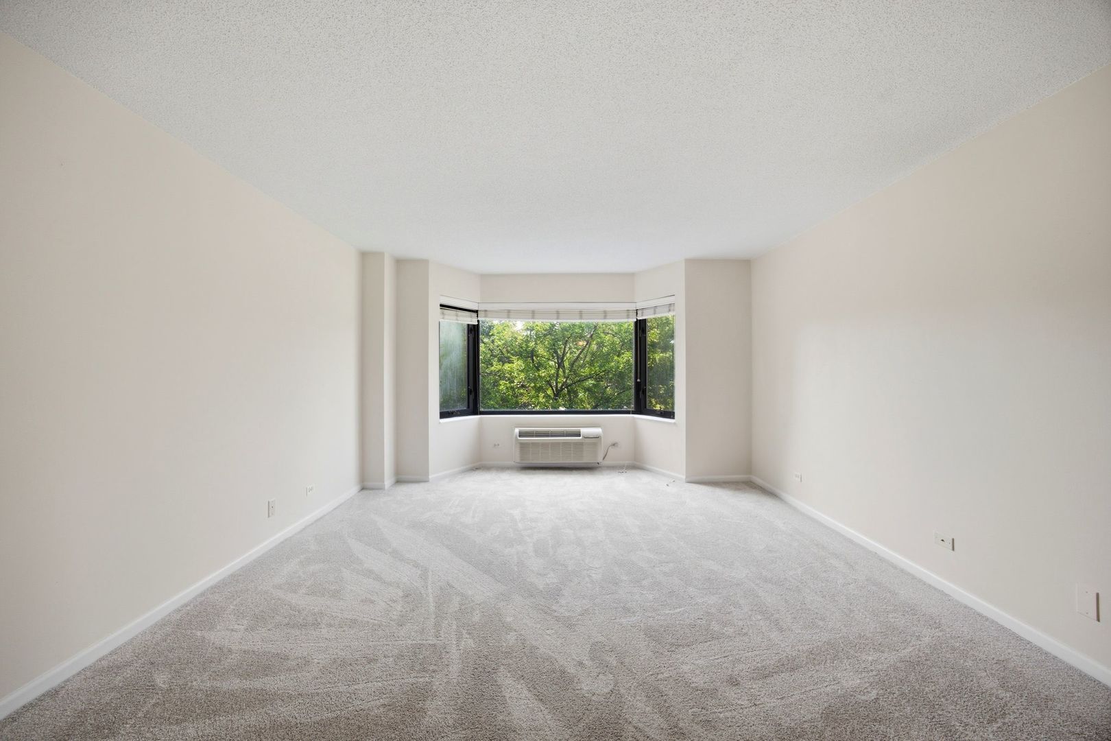 470 Fawell Boulevard Unit: 315
