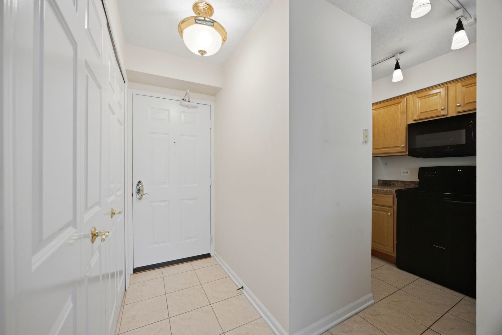 470 Fawell Boulevard Unit: 315