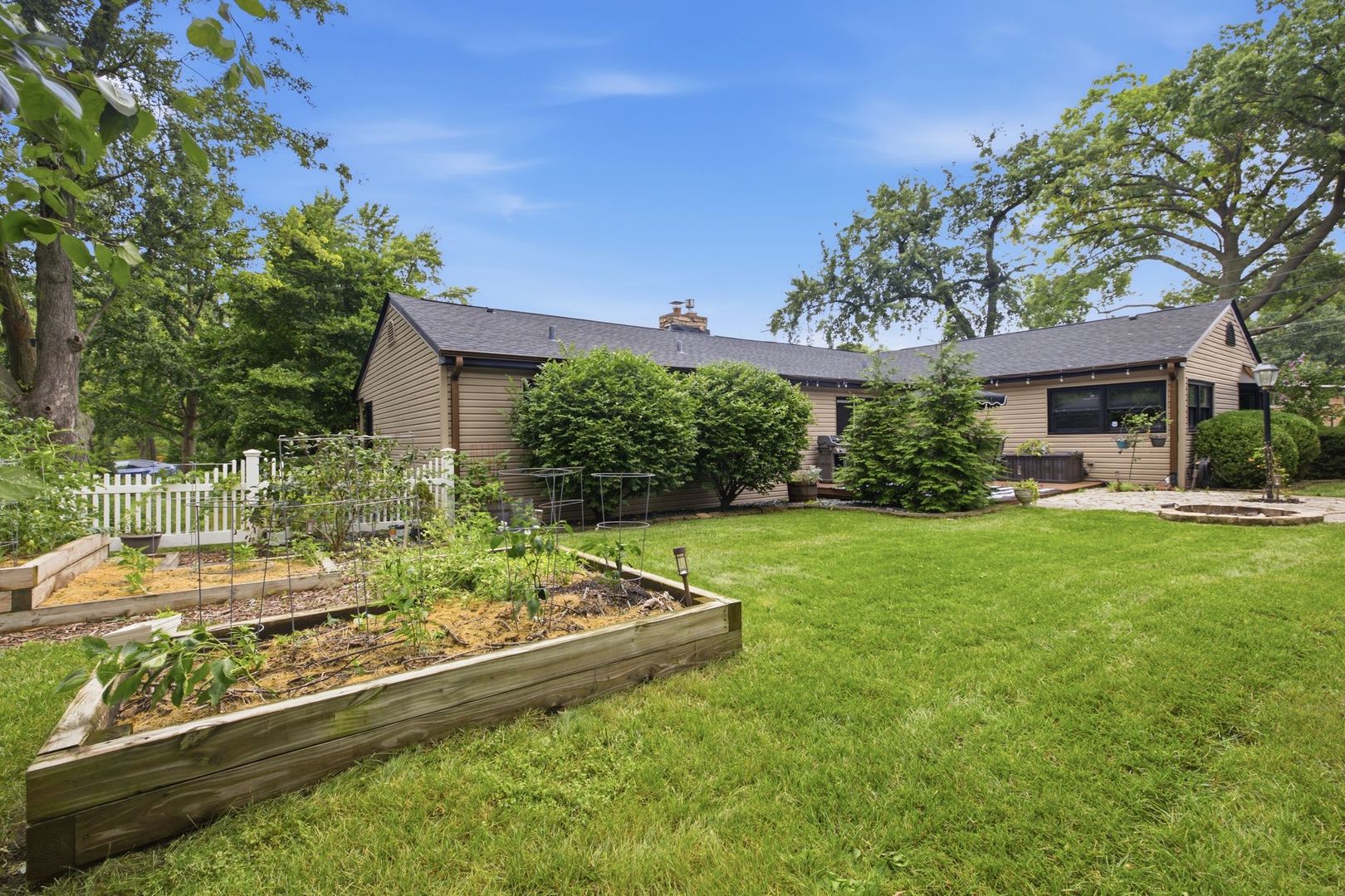 7455 W 125th Street