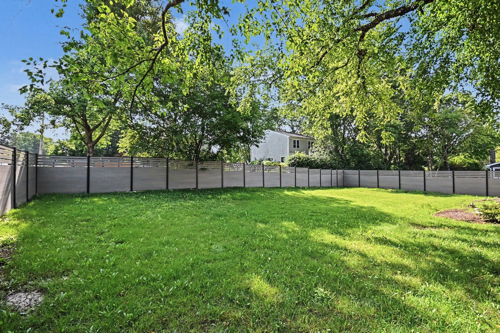 5195 Castaway Lane