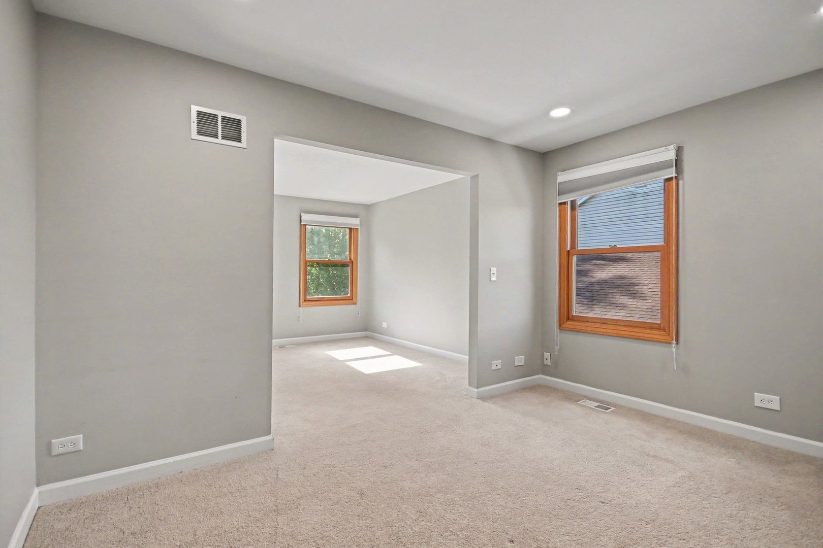 5195 Castaway Lane