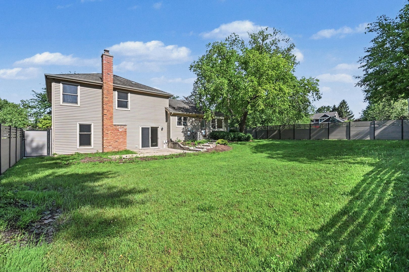 5195 Castaway Lane