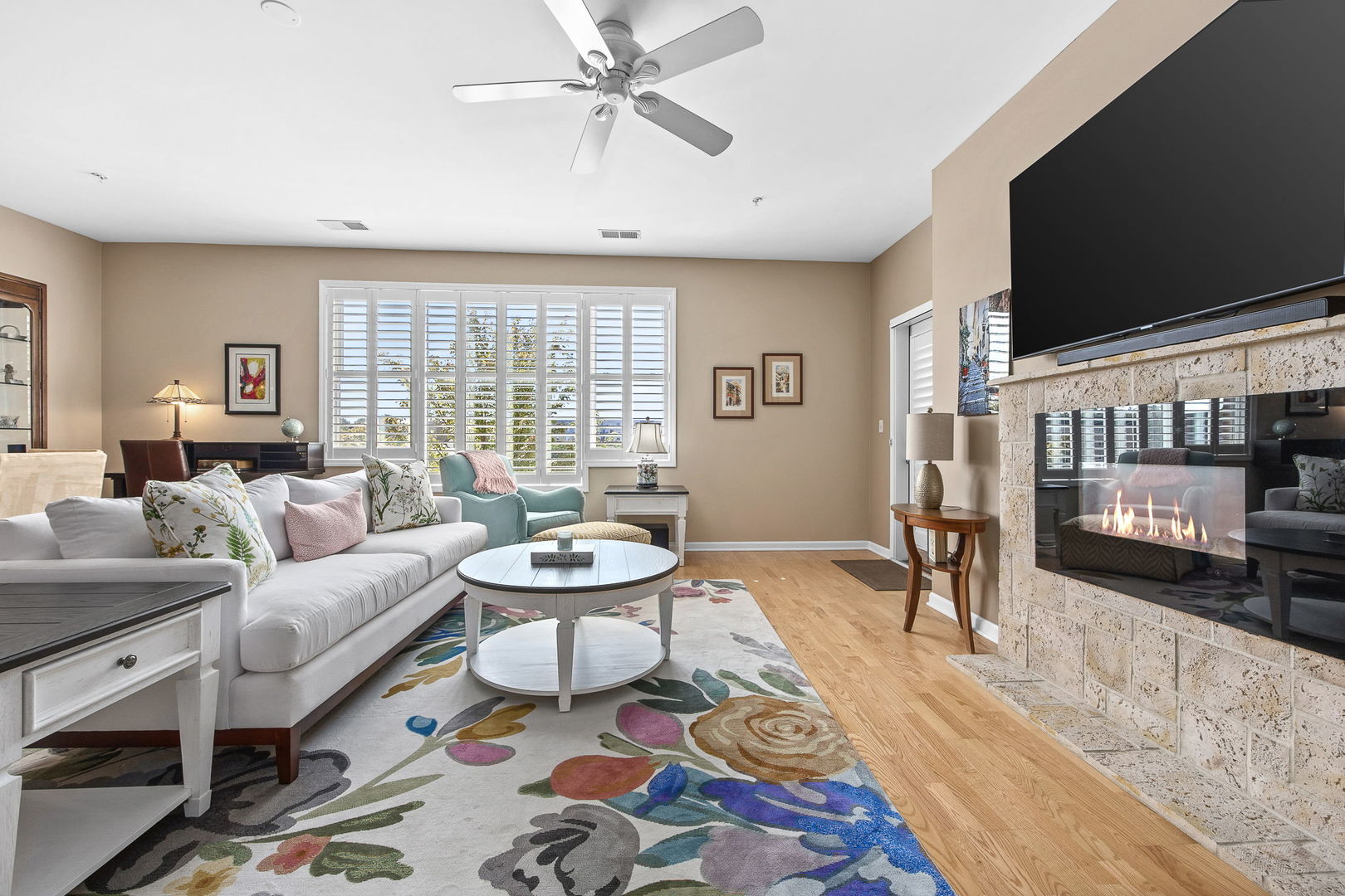 935 Burlington Avenue Unit: 309