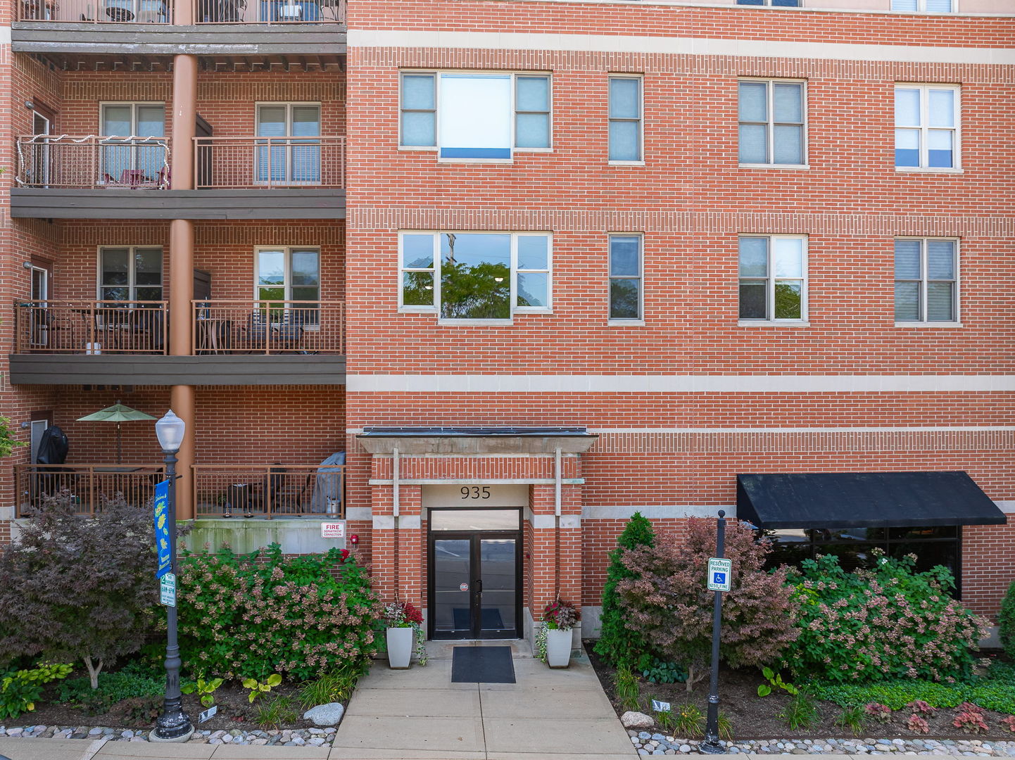 935 Burlington Avenue Unit: 309