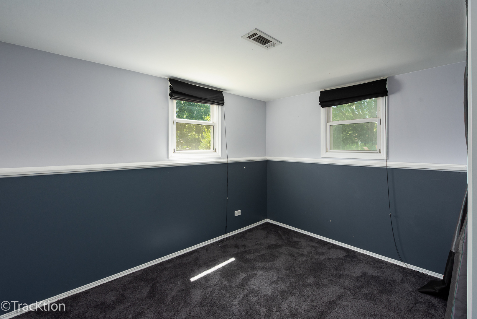 11S560 Whittington Lane