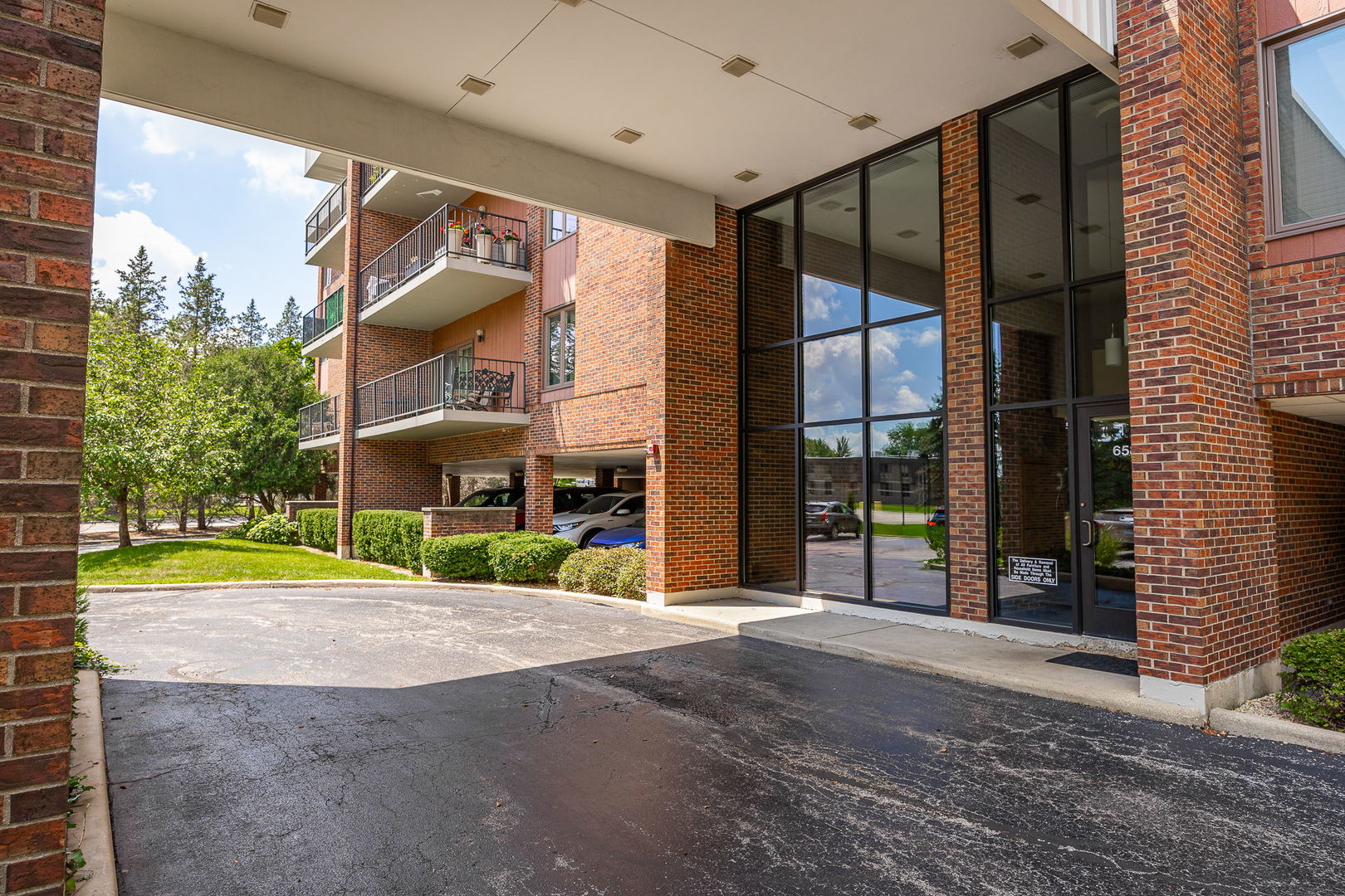 6585 Main Street Unit: 201