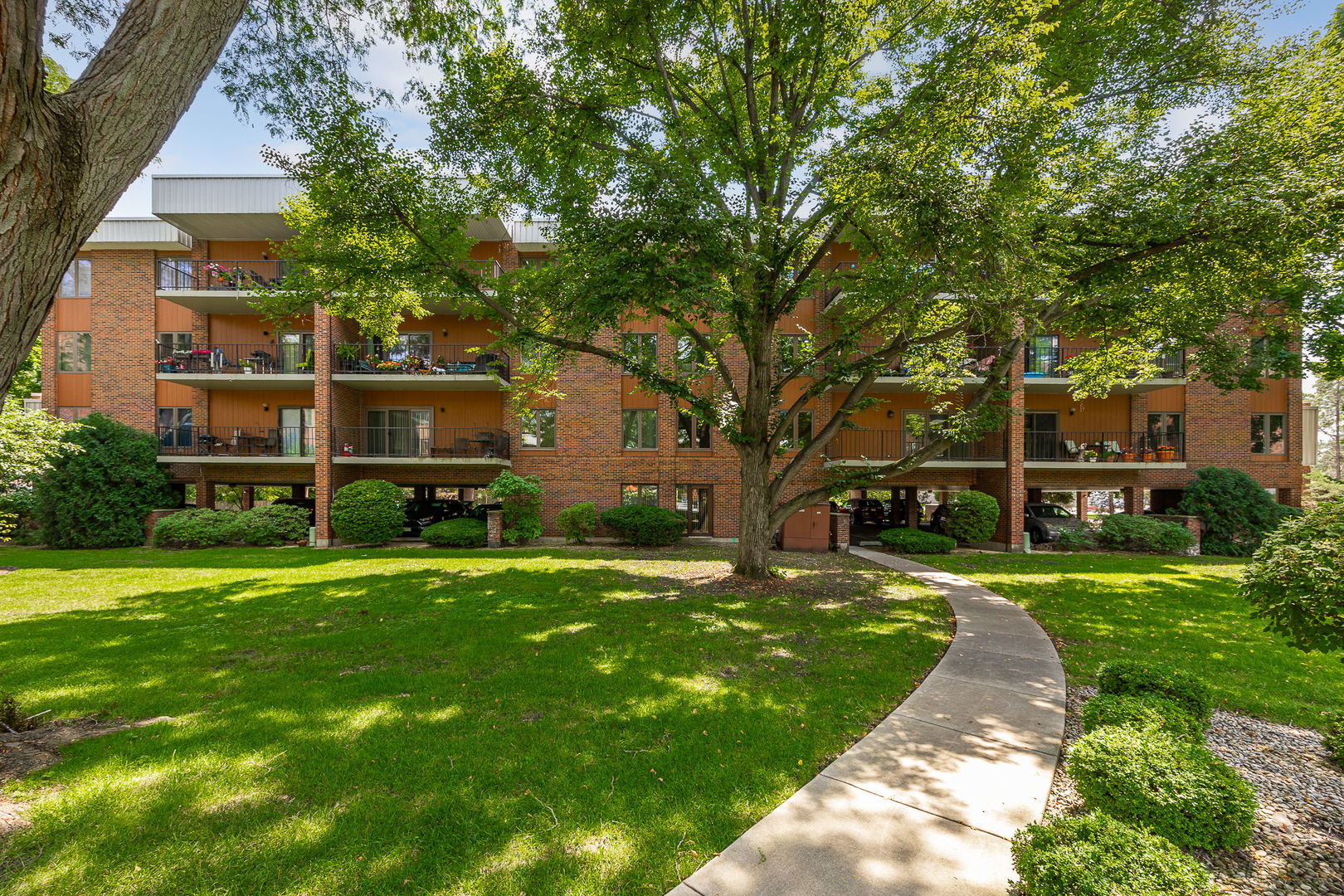 6585 Main Street Unit: 201