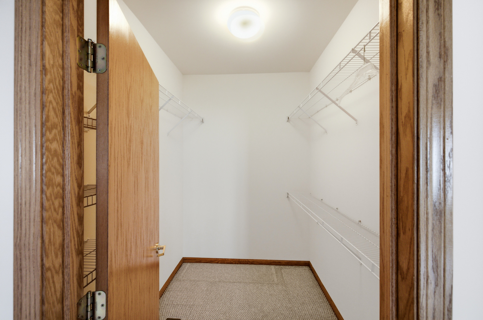 623 Saugatuk Circle