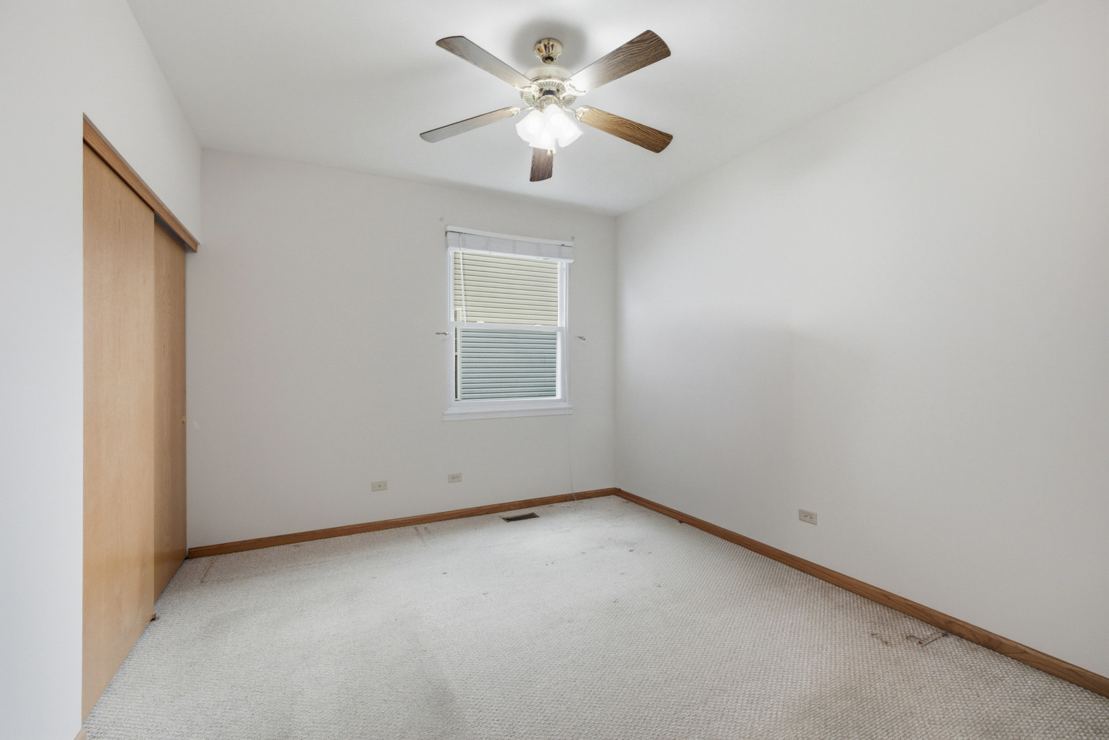 623 Saugatuk Circle
