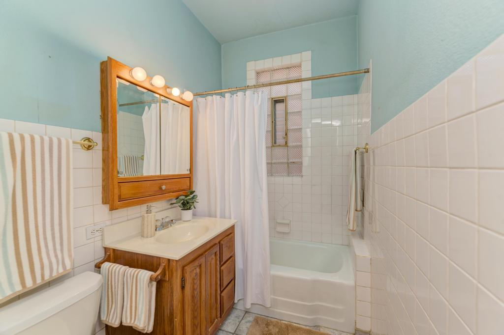3721 S 53rd Court