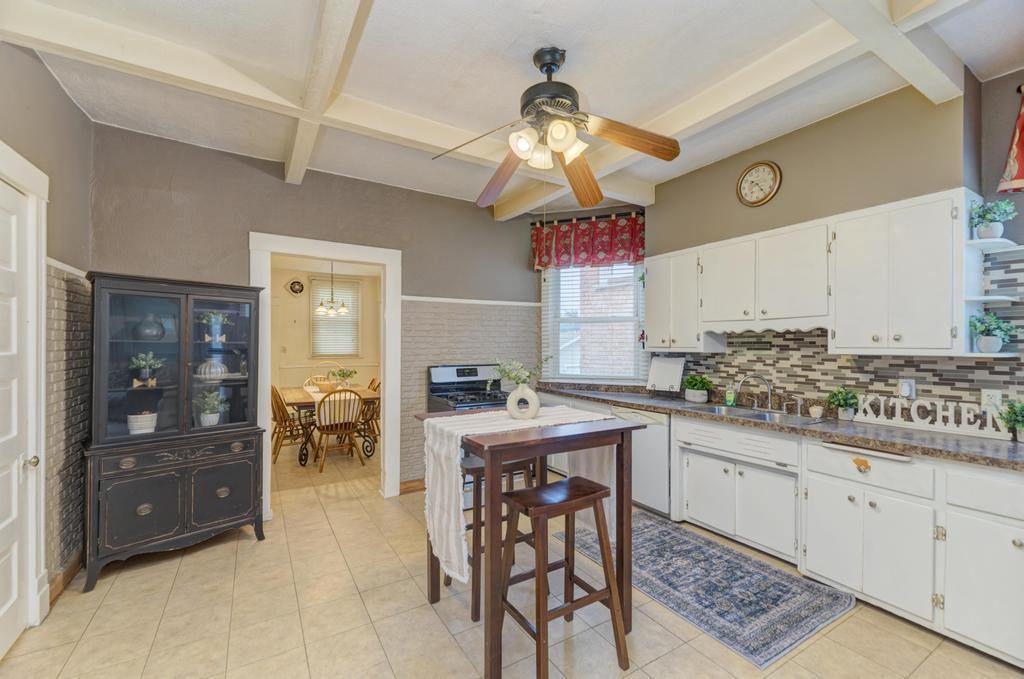 3721 S 53rd Court