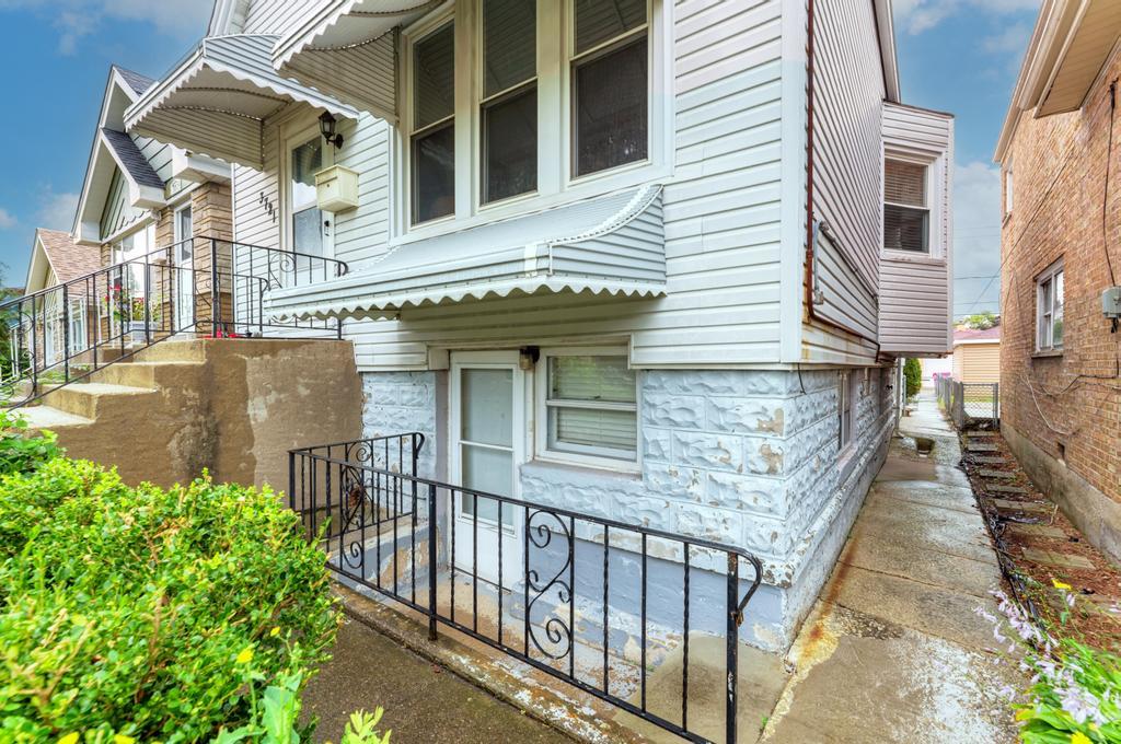 3721 S 53rd Court