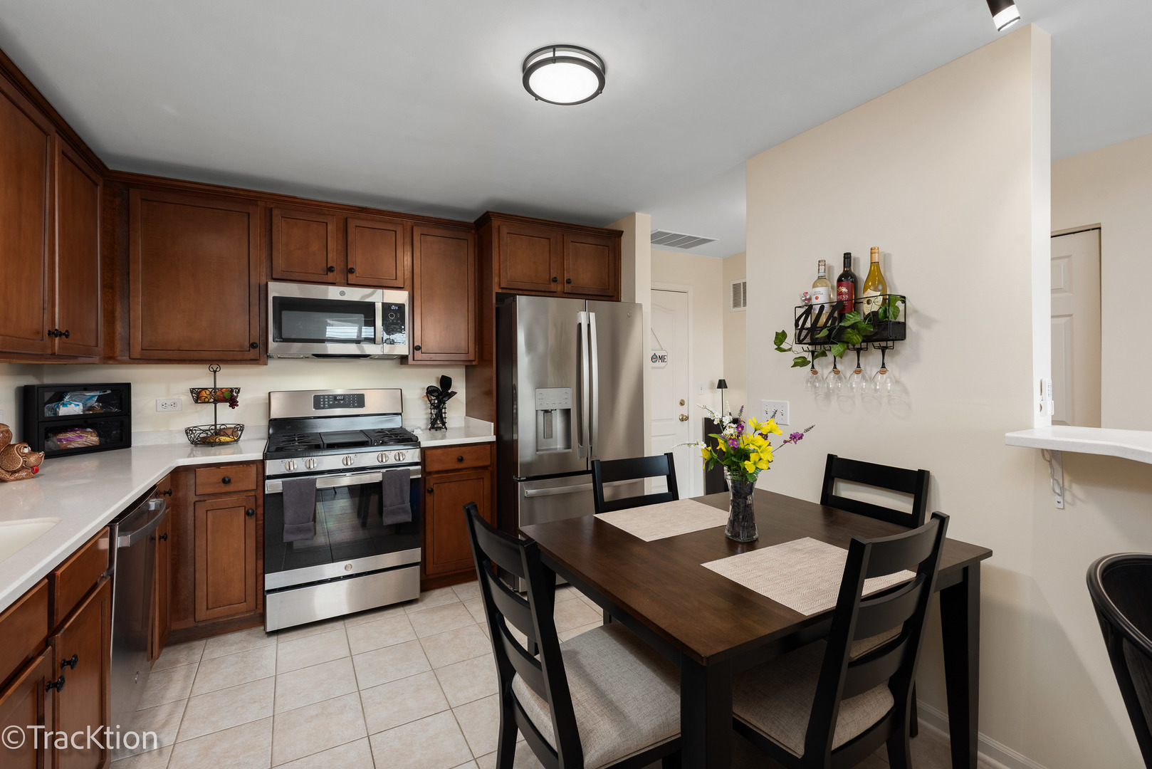845 E 22nd Street Unit: B-417