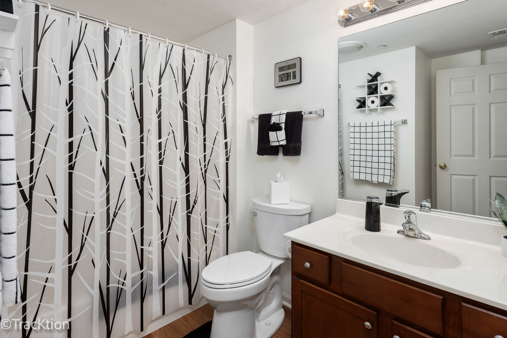 845 E 22nd Street Unit: B-417
