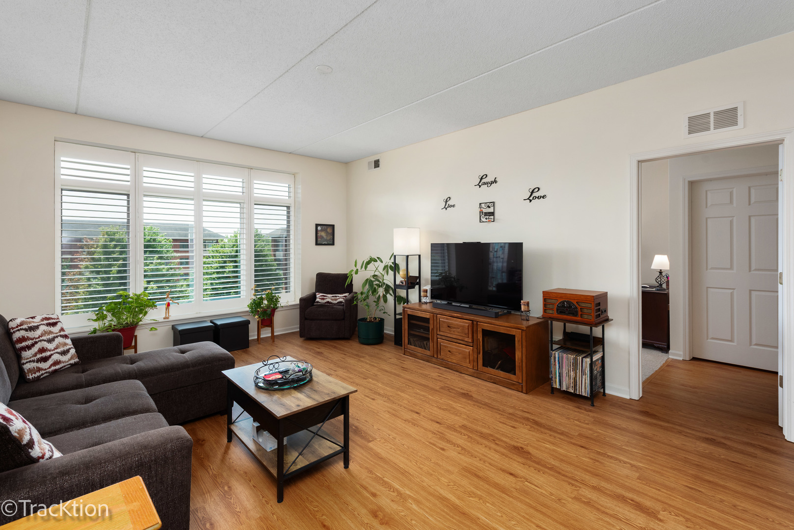 845 E 22nd Street Unit: B-417