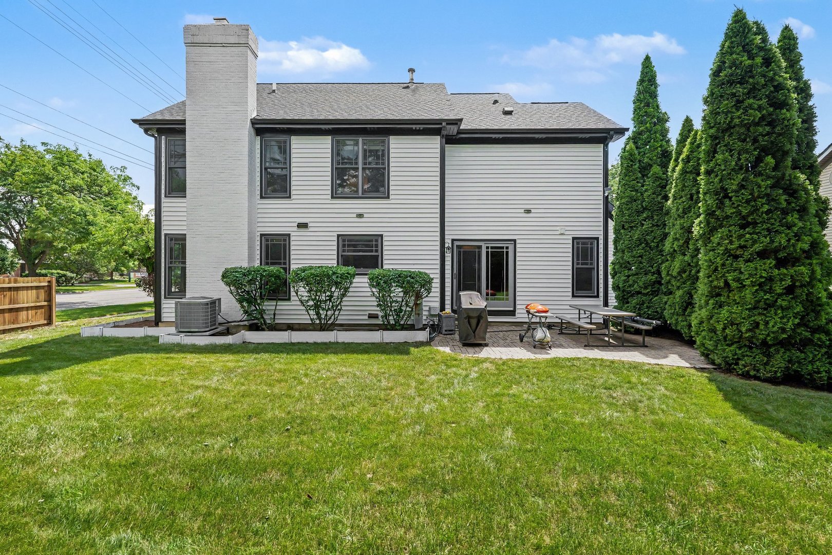 812 W Kelly Ann Drive