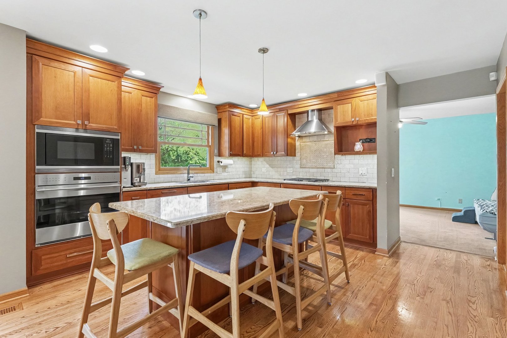 812 W Kelly Ann Drive
