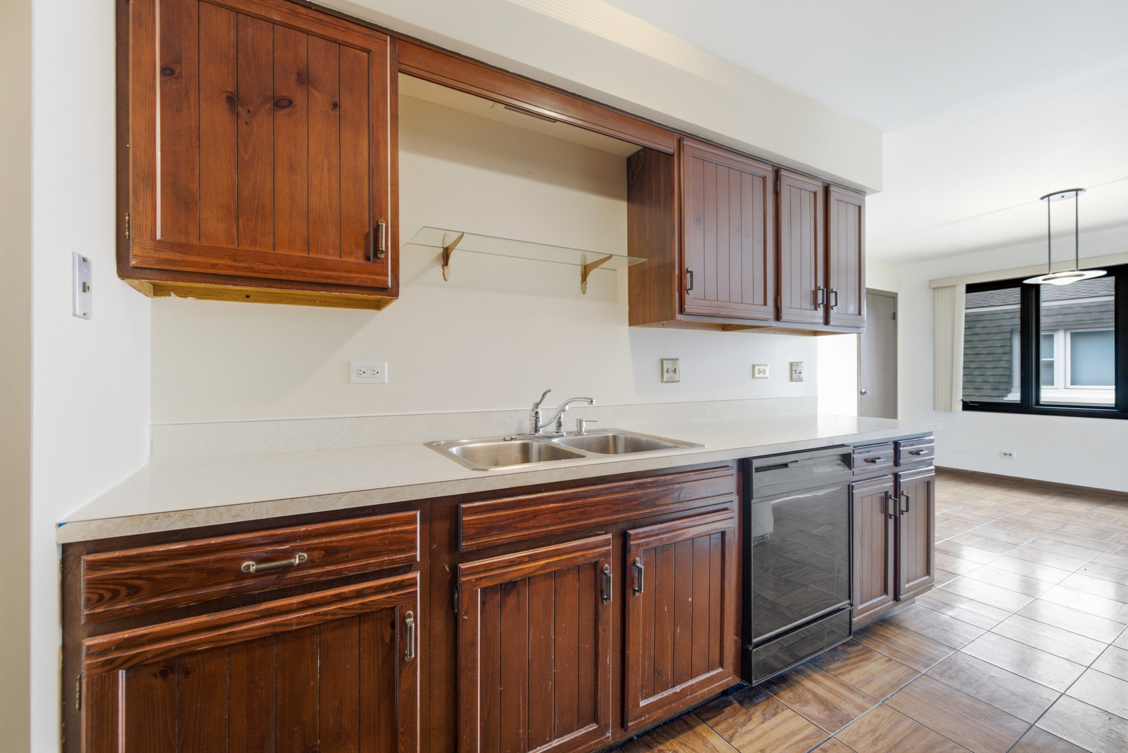 301 N Catino Court