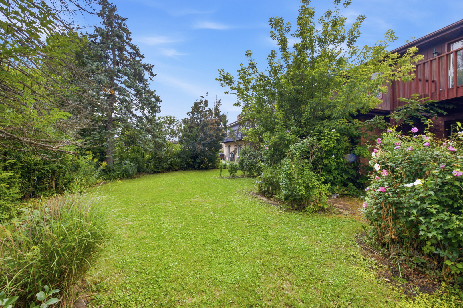 301 N Catino Court