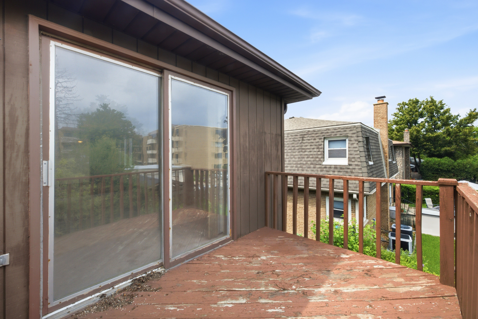301 N Catino Court