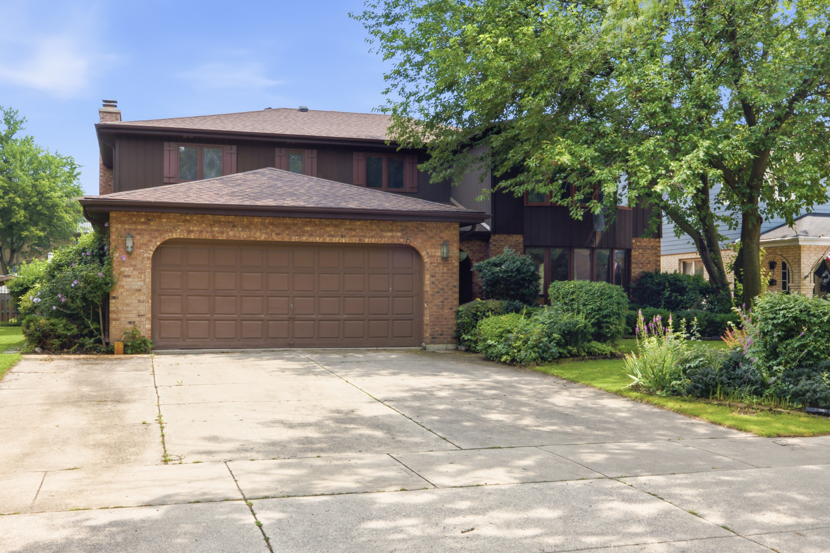 301 N Catino Court