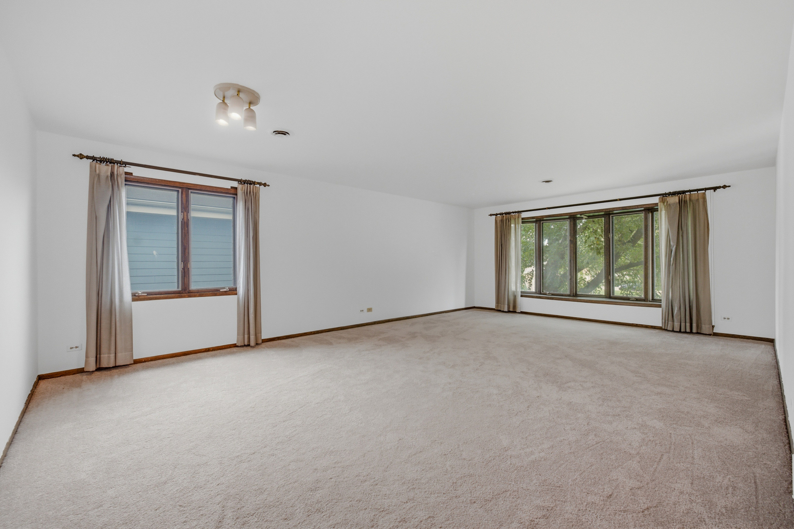 301 N Catino Court
