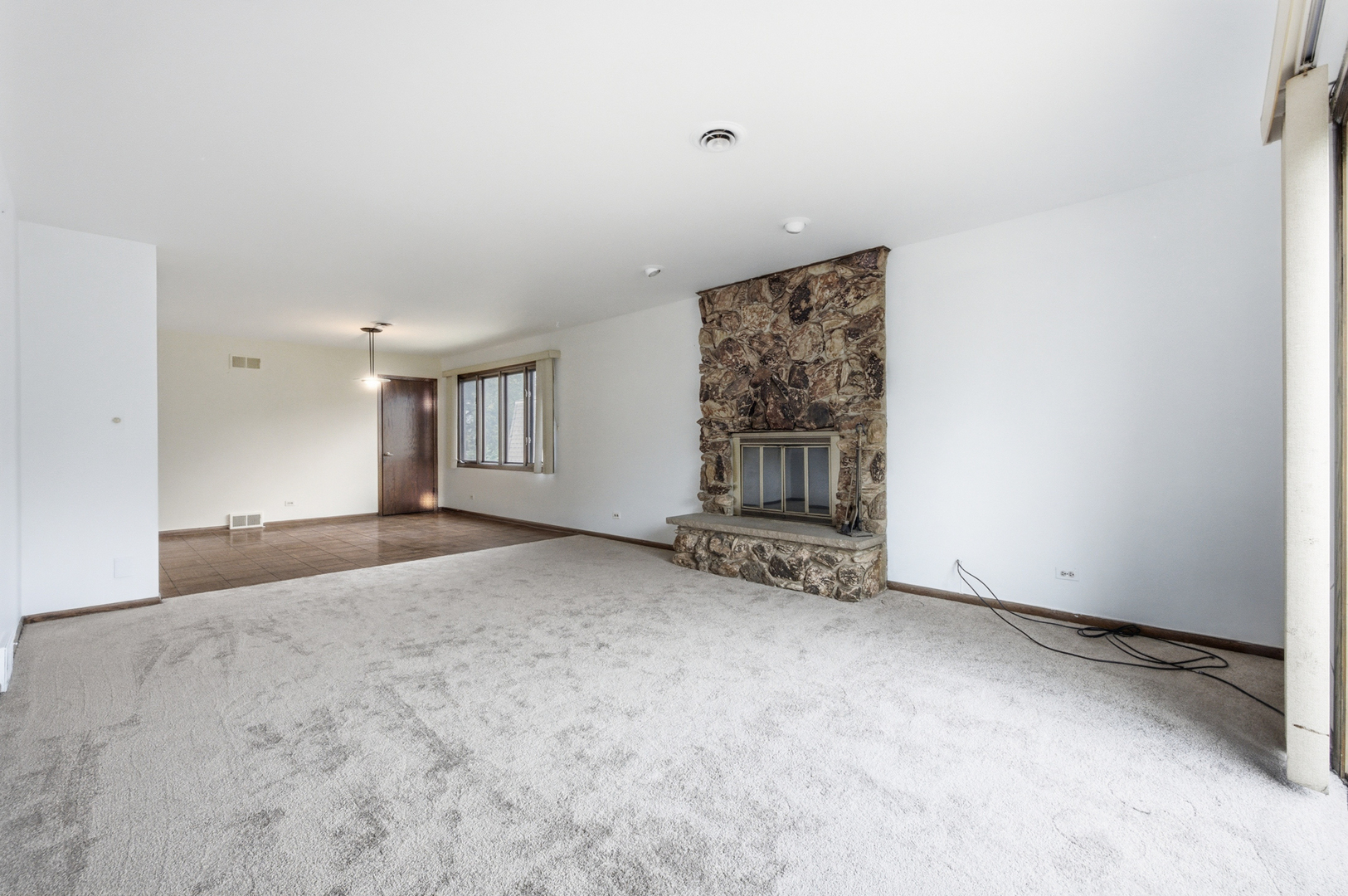 301 N Catino Court