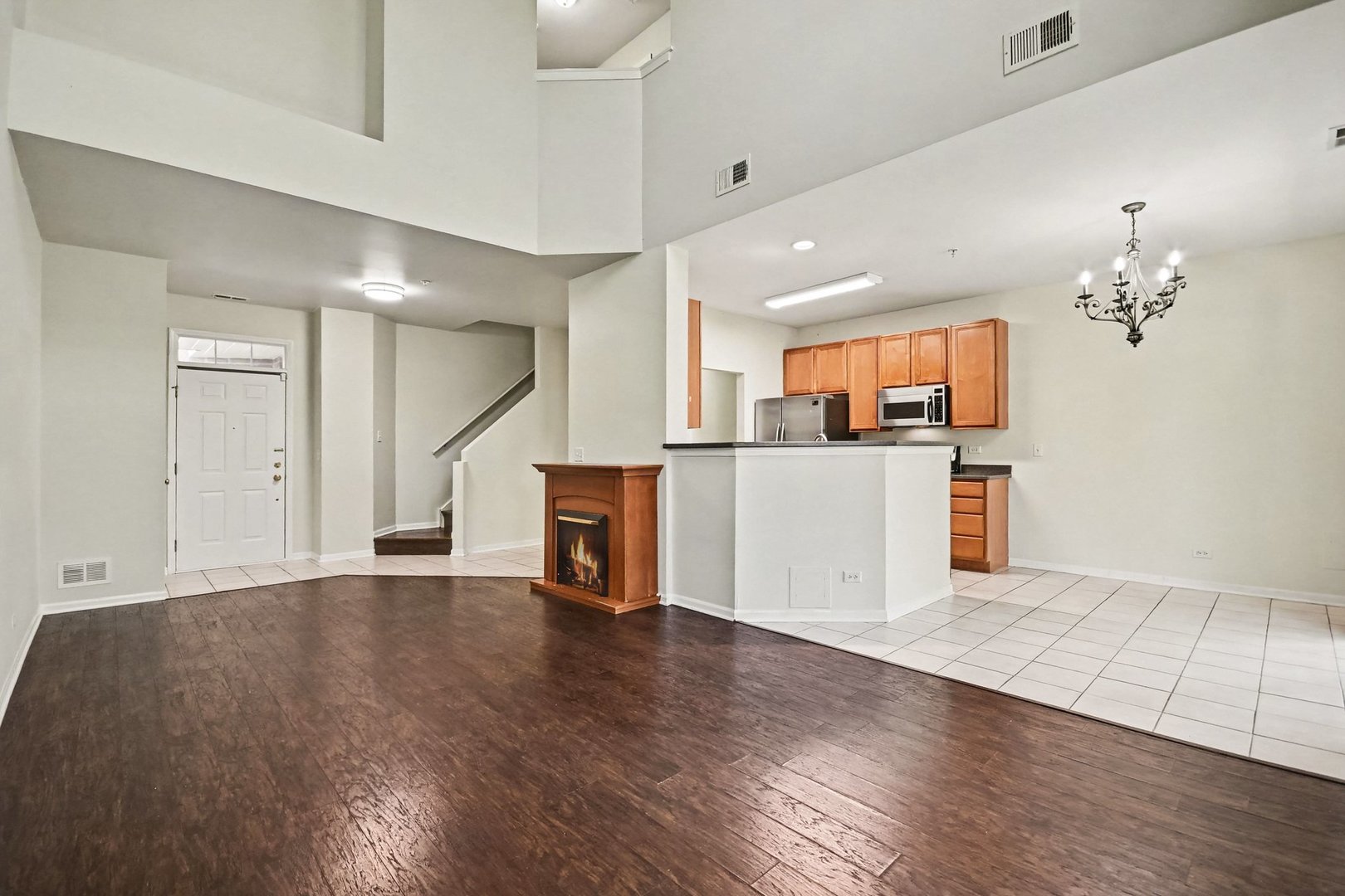 994 Kensington Drive