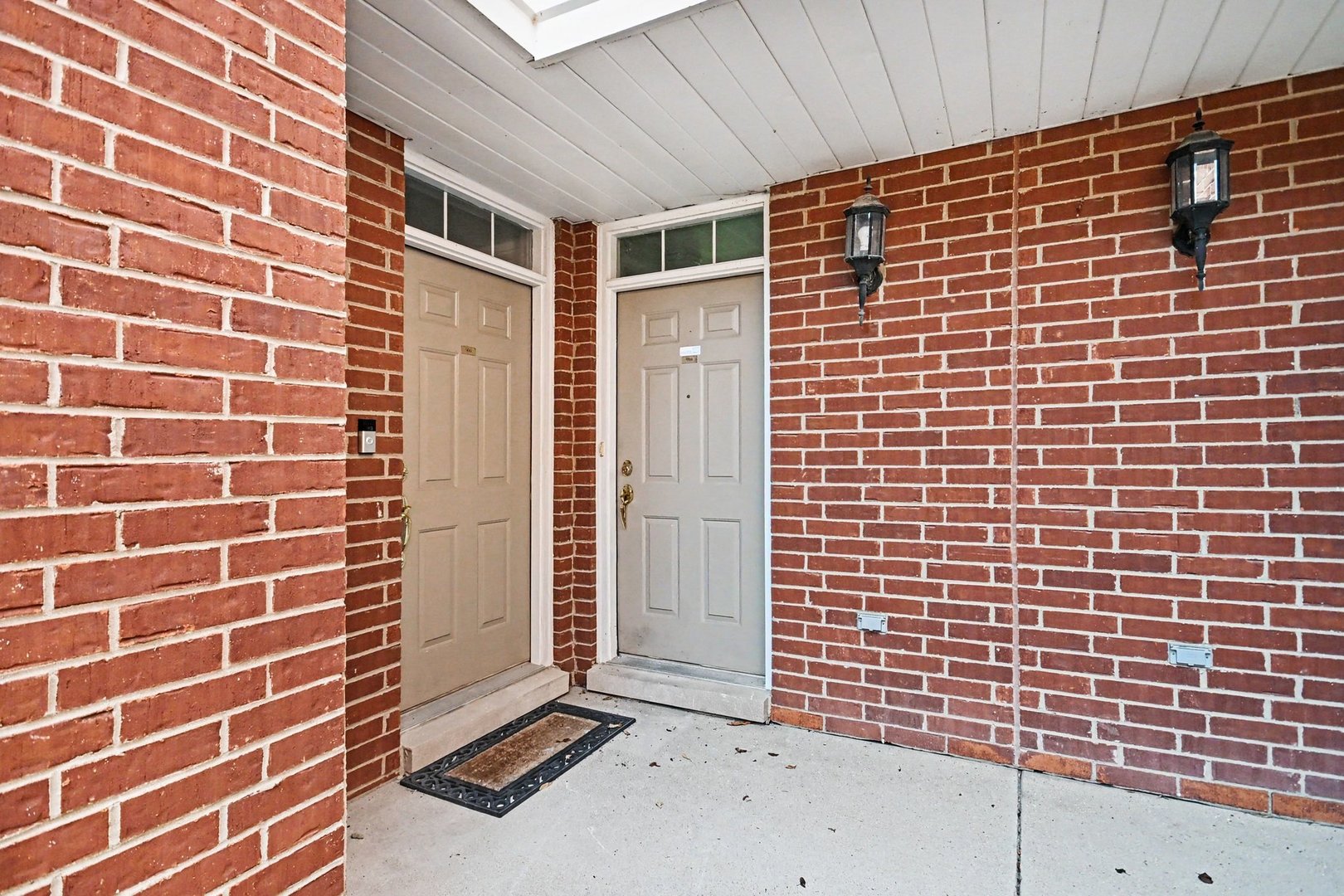 994 Kensington Drive