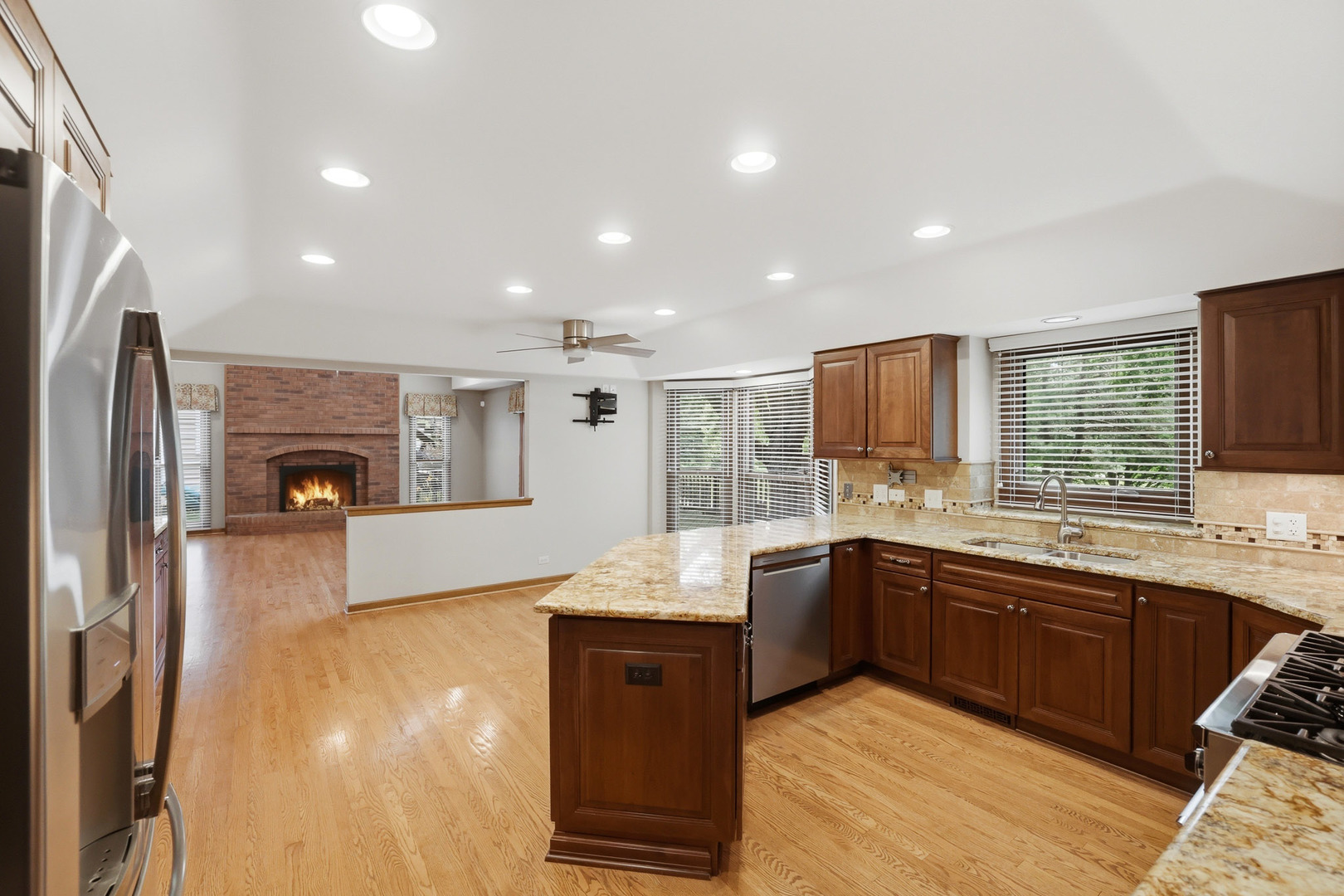 2528 Sun Valley Road