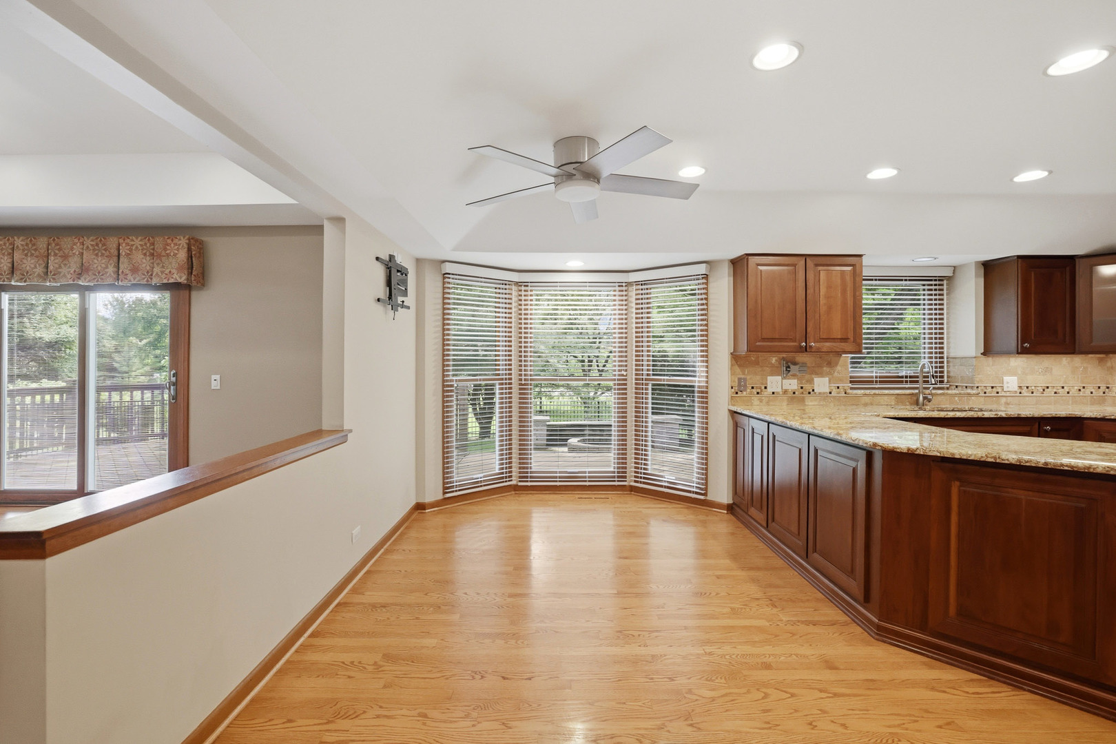 2528 Sun Valley Road
